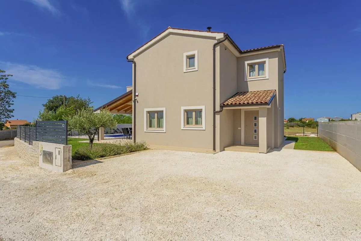 Villa Zani In Loborika - Haus Fuer 6-7 Personen Horvátország