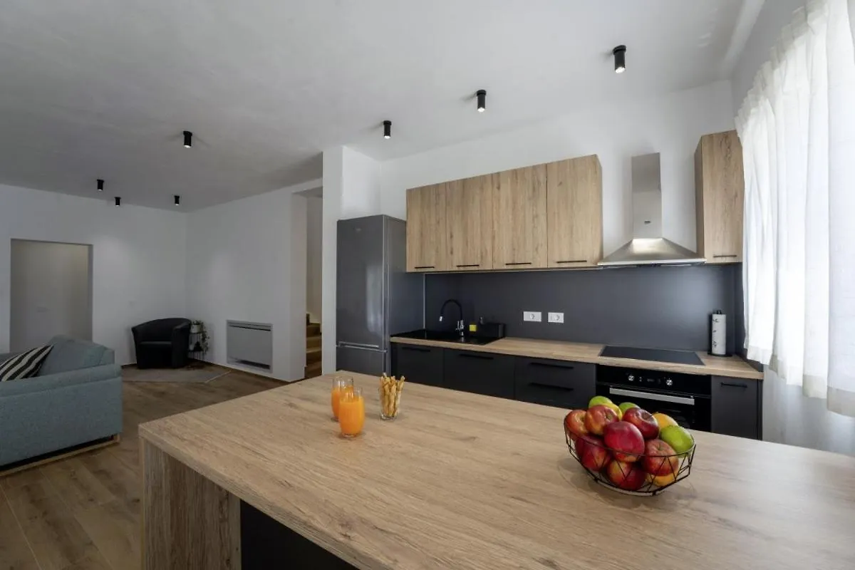 Villa Zani In Loborika - Haus Fuer 6-7 Personen Horvátország