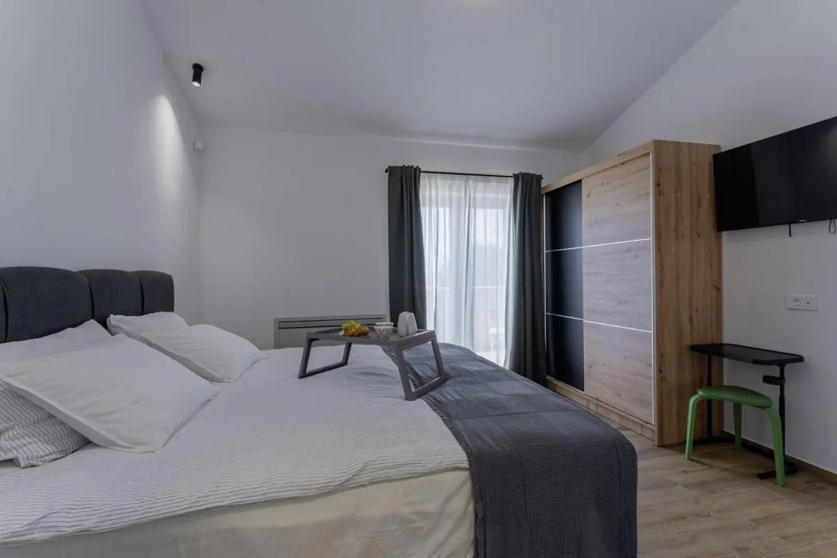 Villa Zani In Loborika - Haus Fuer 6-7 Personen Horvátország